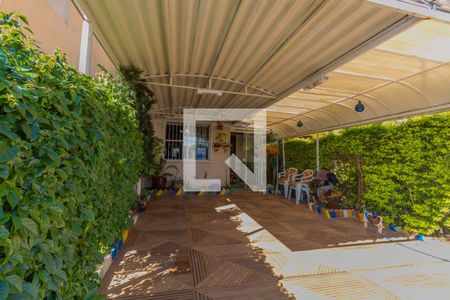 Casa de condomínio à venda com 130m², 3 quartos e 3 vagas Casa de condomínio à venda com 130m², 3 quartos e 3 vagasGaragem