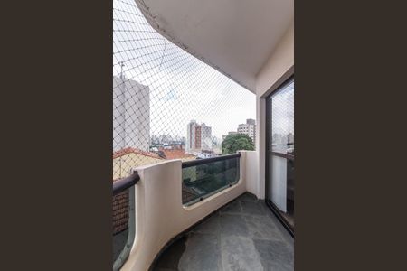 Sacada da Sala de apartamento à venda com 3 quartos, 109m² em Vila Gumercindo, São Paulo