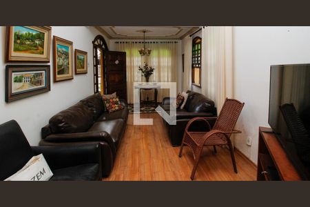 Sala (Nivel1) de casa à venda com 6 quartos, 347m² em Sagrada Família, Belo Horizonte