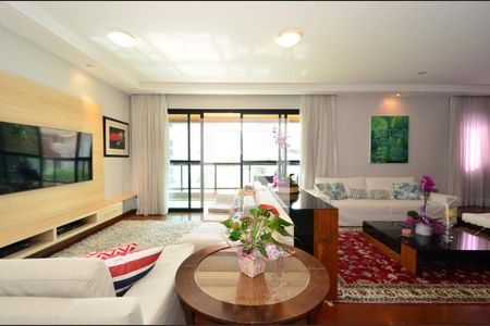 Sala de apartamento à venda com 4 quartos, 214m² em Mirandópolis, São Paulo