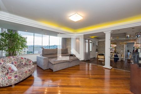 Sala 1 de apartamento à venda com 3 quartos, 180m² em Barreiro, Belo Horizonte