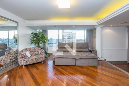 Sala 1 de apartamento à venda com 3 quartos, 180m² em Barreiro, Belo Horizonte