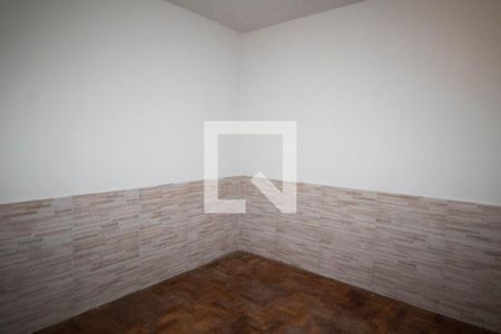 Quarto 1 de casa para alugar com 2 quartos, 48m² em Ramos, Rio de Janeiro