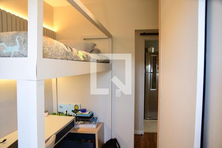Quarto de apartamento para alugar com 3 quartos, 65m² em Jardim Caiapiá, Cotia
