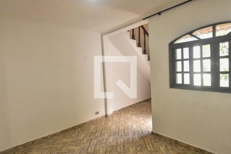 Sala 1 de casa para alugar com 2 quartos, 150m² em Jardim Vila Formosa, São Paulo