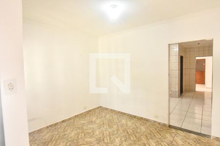 Sala 1 de casa para alugar com 2 quartos, 150m² em Jardim Vila Formosa, São Paulo