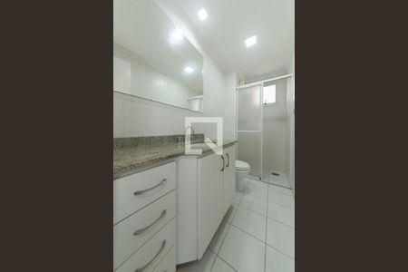 Banheiro Social de apartamento para alugar com 3 quartos, 120m² em Vila Gumercindo, São Paulo