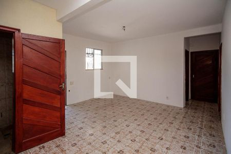 Sala de casa à venda com 3 quartos, 400m² em Todos Os Santos, Rio de Janeiro