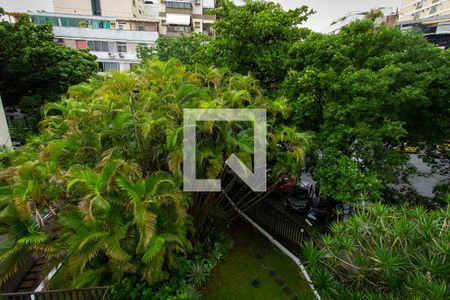 Vista da sala  de apartamento à venda com 3 quartos, 260m² em Leblon, Rio de Janeiro
