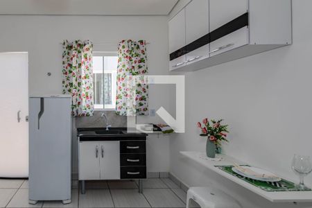 Cozinha de kitnet/studio para alugar com 1 quarto, 18m² em Vila Brasileira, Mogi das Cruzes