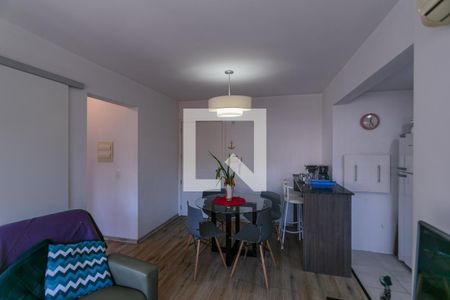 Sala de apartamento à venda com 2 quartos, 55m² em Tristeza, Porto Alegre