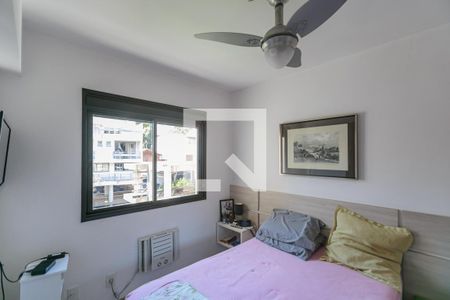 Sala/Quarto de apartamento à venda com 2 quartos, 55m² em Tristeza, Porto Alegre