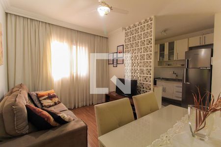 Sala de casa à venda com 3 quartos, 164m² em Vila Bertioga, São Paulo