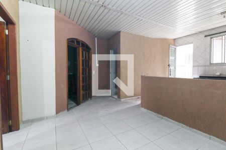 Sala de casa para alugar com 1 quarto, 50m² em Sítio Cercado, Curitiba