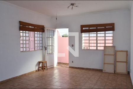 Sala de casa à venda com 3 quartos, 250m² em Vila Marieta, Campinas