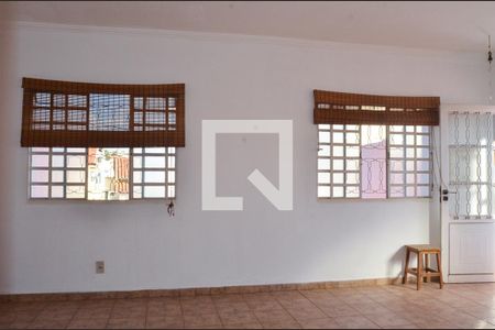 Sala de casa à venda com 3 quartos, 250m² em Vila Marieta, Campinas