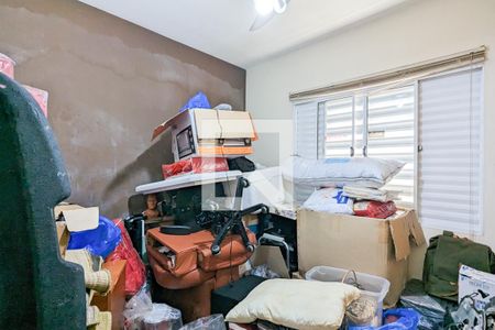 Casa à venda com 190m², 5 quartos e 3 vagas Casa à venda com 190m², 5 quartos e 3 vagasQuarto 4