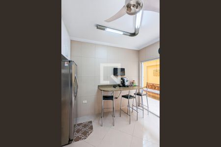 Casa à venda com 190m², 5 quartos e 3 vagas Casa à venda com 190m², 5 quartos e 3 vagasCozinha