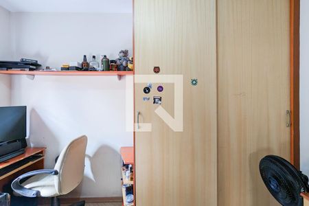 Casa à venda com 190m², 5 quartos e 3 vagas Casa à venda com 190m², 5 quartos e 3 vagasQuarto 5