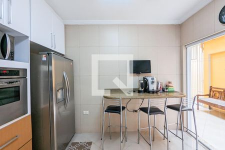 Casa à venda com 190m², 5 quartos e 3 vagas Casa à venda com 190m², 5 quartos e 3 vagasCozinha