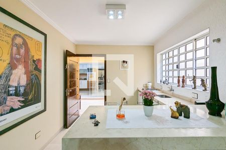 Casa à venda com 190m², 5 quartos e 3 vagas Casa à venda com 190m², 5 quartos e 3 vagasCopa