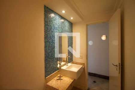 Lavabo de apartamento para alugar com 3 quartos, 136m² em Vila Prudente, São Paulo