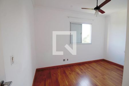 Quarto 1  de apartamento à venda com 2 quartos, 70m² em Jardim Maria Rosa, Taboão da Serra