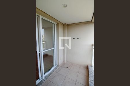 Varanda da Sala   de apartamento à venda com 2 quartos, 70m² em Jardim Maria Rosa, Taboão da Serra