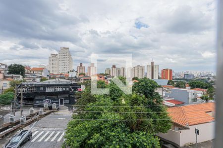 Vista Sala de casa para alugar com 2 quartos, 60m² em Piqueri, São Paulo