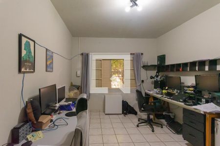 Quarto 2 de casa à venda com 3 quartos, 137m² em Jardim Nova Europa, Campinas