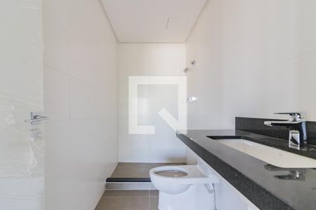 Banheiro de kitnet/studio à venda com 1 quarto, 44m² em Independência, Porto Alegre