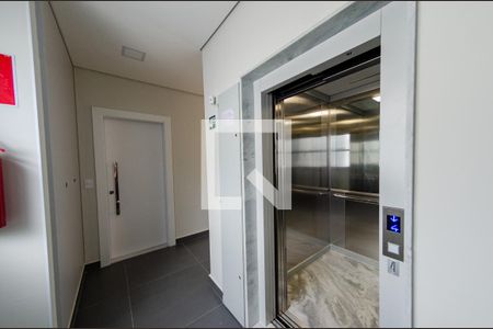 Apartamento à venda com 72m², 2 quartos e 2 vagas Apartamento à venda com 72m², 2 quartos e 2 vagasÁrea comum