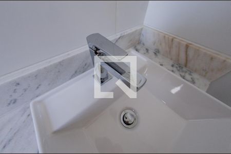 Apartamento à venda com 72m², 2 quartos e 2 vagas Apartamento à venda com 72m², 2 quartos e 2 vagasBanheiro suíte 1