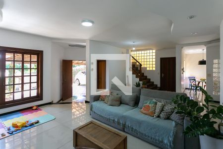 Sala de casa à venda com 3 quartos, 293m² em Renascença, Belo Horizonte