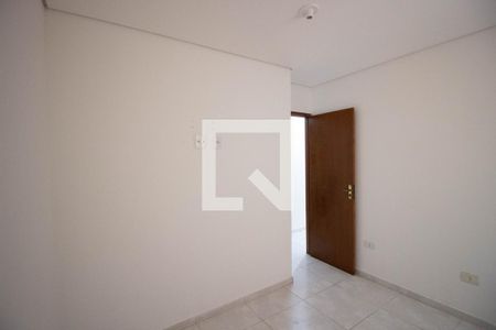 Quarto 2 de apartamento para alugar com 2 quartos, 39m² em Itaquera, São Paulo