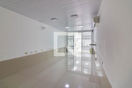 Sala 1 de casa à venda com 2 quartos, 200m² em Jardim Aeroporto, São Paulo