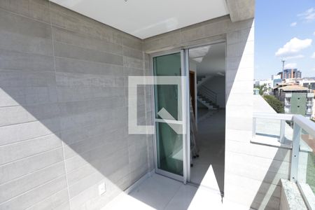 sacada da sala de apartamento para alugar com 3 quartos, 172m² em Eldorado, Contagem