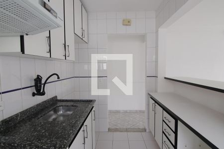 Cozinha de apartamento para alugar com 2 quartos, 58m² em Penha de França, São Paulo