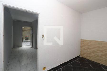 Quarto de casa para alugar com 1 quarto, 50m² em Vila Guaca, São Paulo