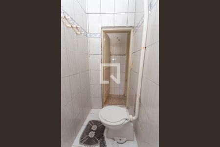 Banheiro  de casa à venda com 1 quarto, 50m² em Vila Nogueira, Diadema