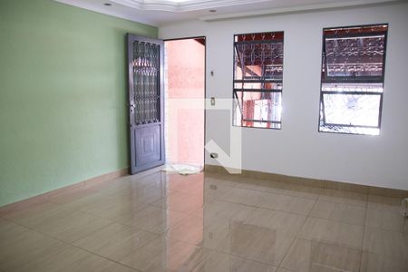 Sala de casa para alugar com 2 quartos, 84m² em Vila Nova Mazzei, São Paulo