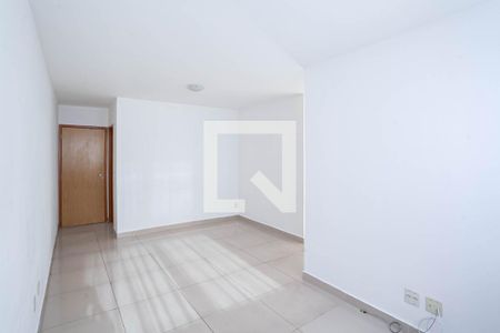 Sala  de apartamento para alugar com 3 quartos, 75m² em Planalto, Belo Horizonte