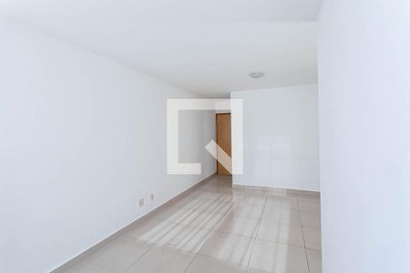 Sala  de apartamento para alugar com 3 quartos, 75m² em Planalto, Belo Horizonte