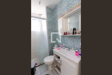 Banheiro de apartamento à venda com 2 quartos, 5m² em Protásio Alves, Porto Alegre