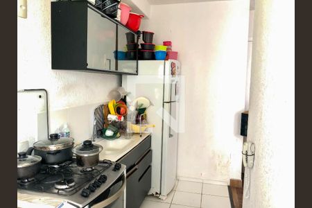 Cozinha de apartamento para alugar com 2 quartos, 48m² em Usina Piratininga, São Paulo