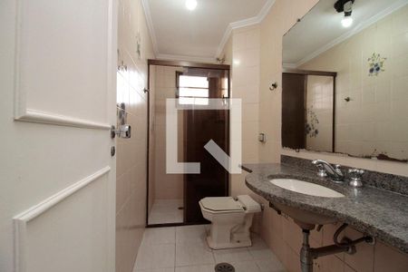 Banheiro de apartamento à venda com 3 quartos, 227m² em Higienópolis, São Paulo