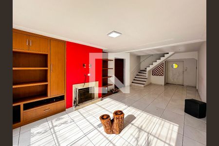 Sala de casa para alugar com 3 quartos, 185m² em Campo Belo, São Paulo