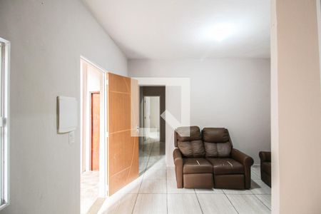 Sala de casa para alugar com 2 quartos, 70m² em Chacrinha, Nova Iguaçu