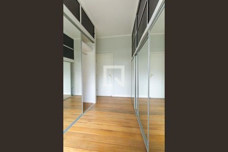 Closet de apartamento à venda com 2 quartos, 88m² em Centro Histórico, Porto Alegre