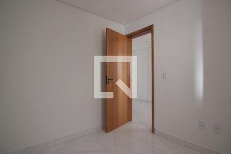 Quarto de apartamento à venda com 2 quartos, 35m² em Parque das Paineiras, São Paulo